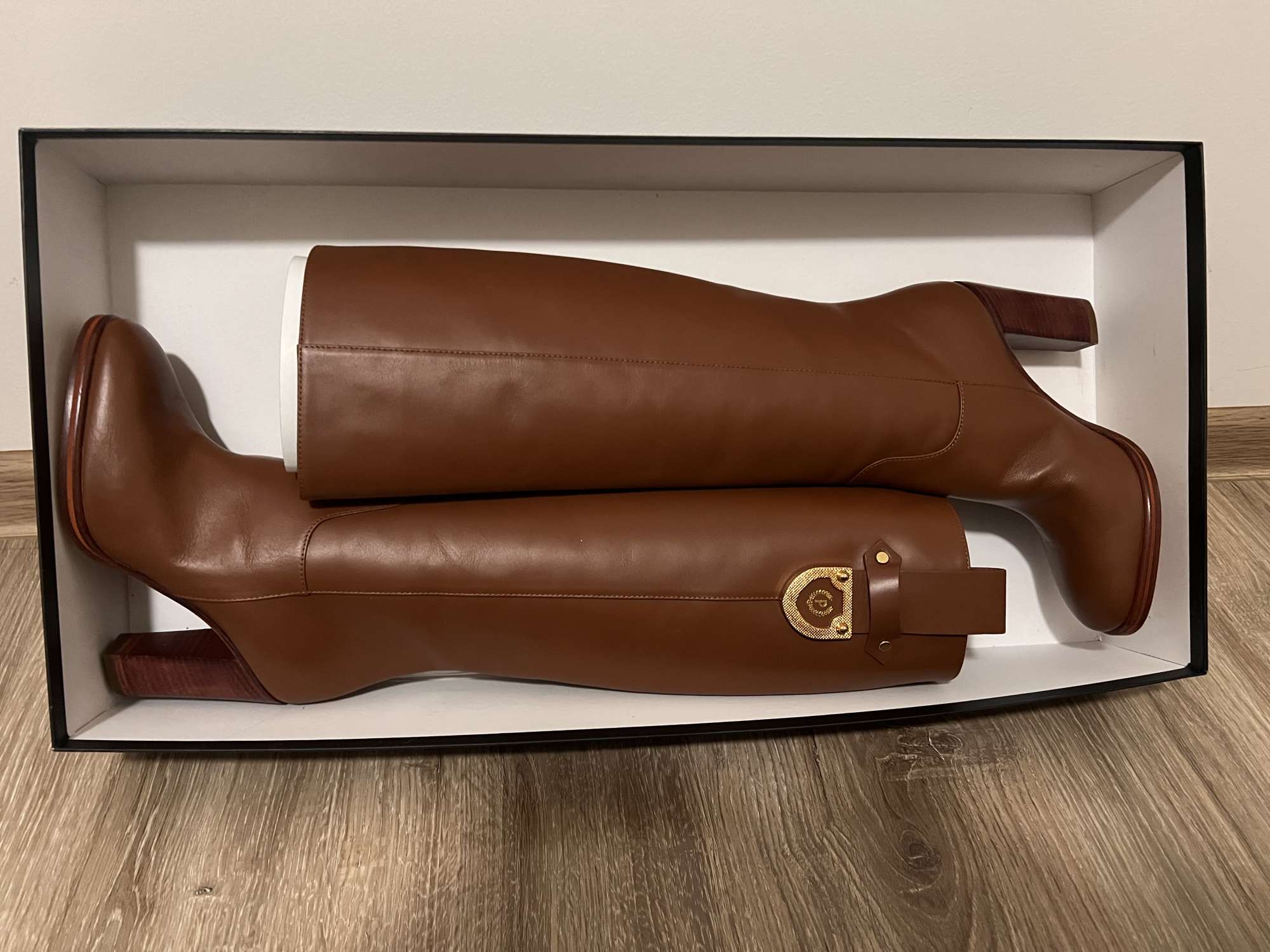 Kožené čižmy Pollini 36