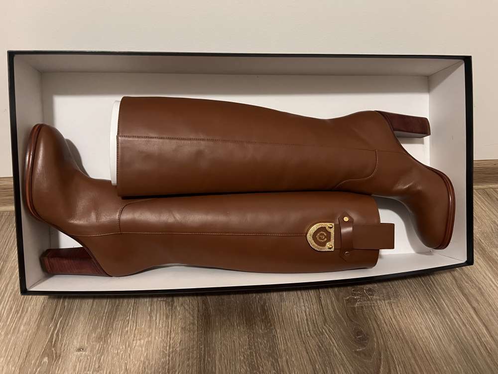 Kožené čižmy Pollini 36