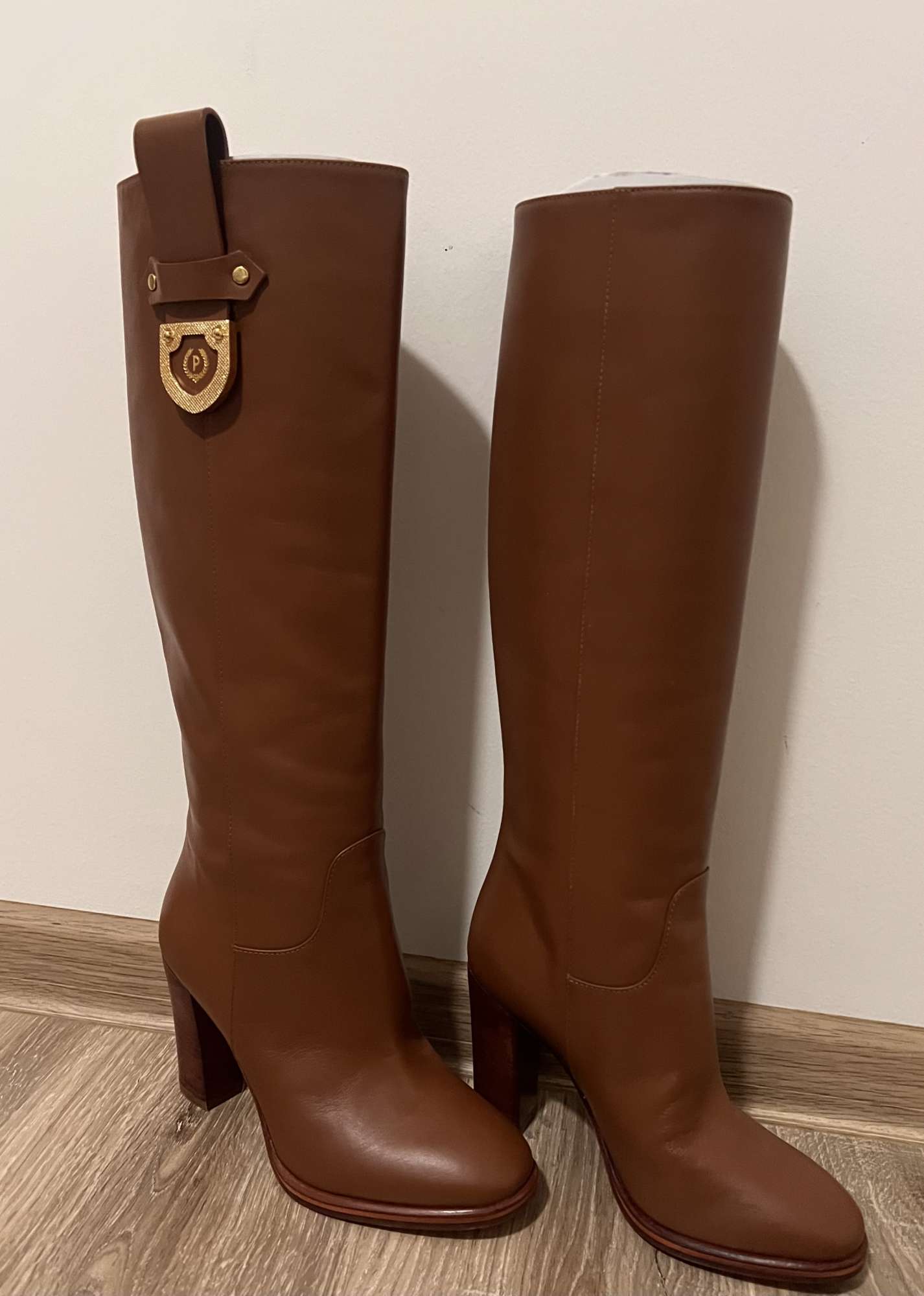 Kožené čižmy Pollini 36