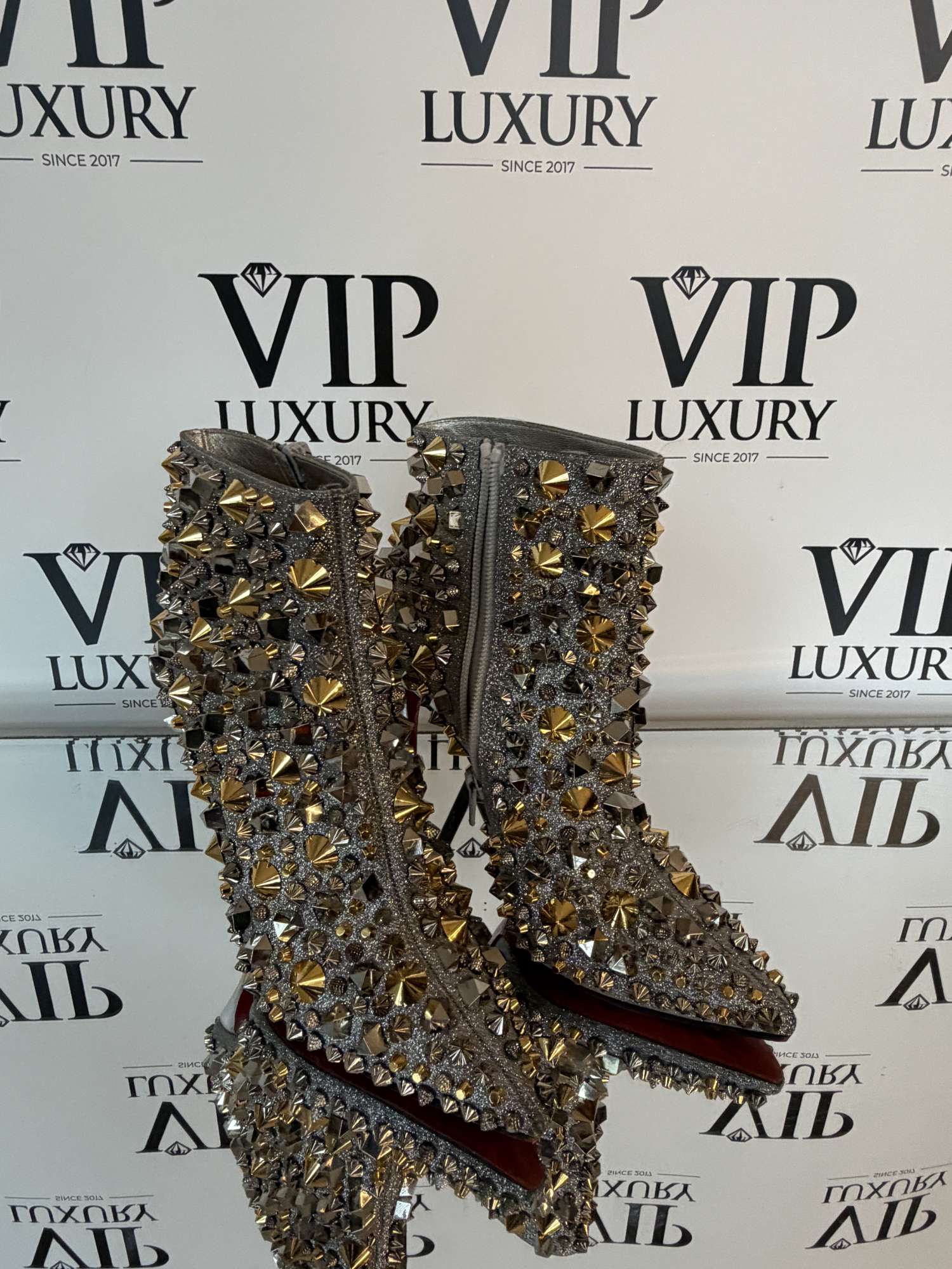 Christian Louboutin čižmy