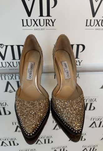 https://vipluxury.sk/Jimmy Choo lodičky