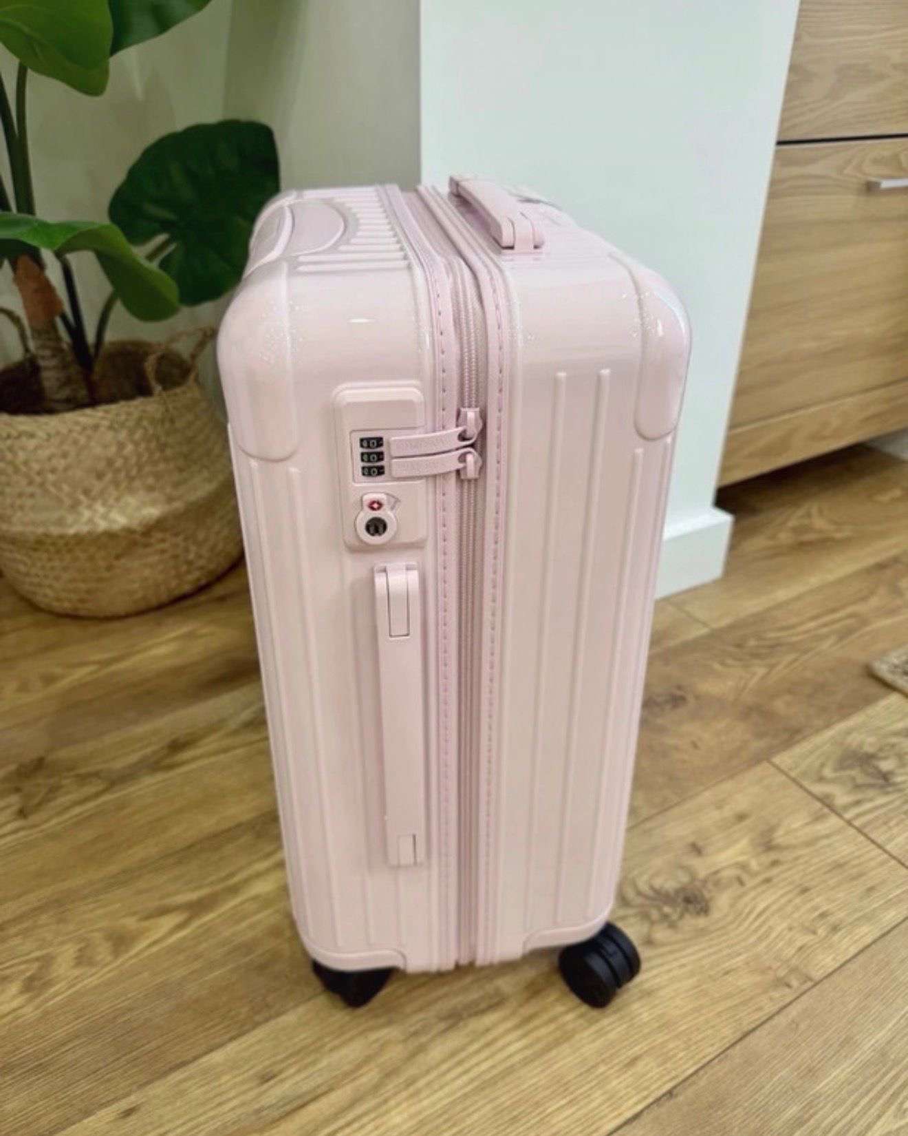 Rimowa kufor