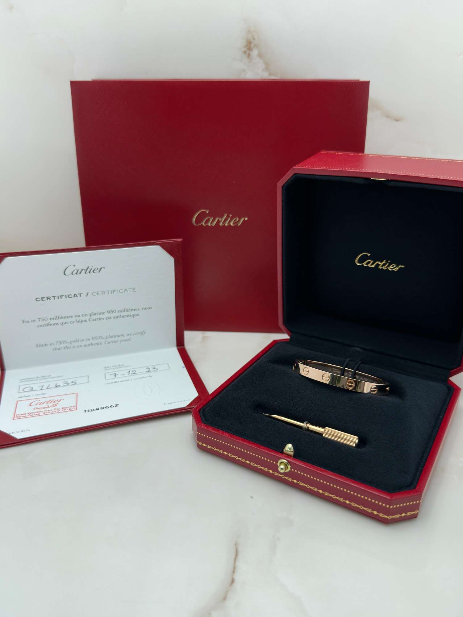 Cartier love naramok