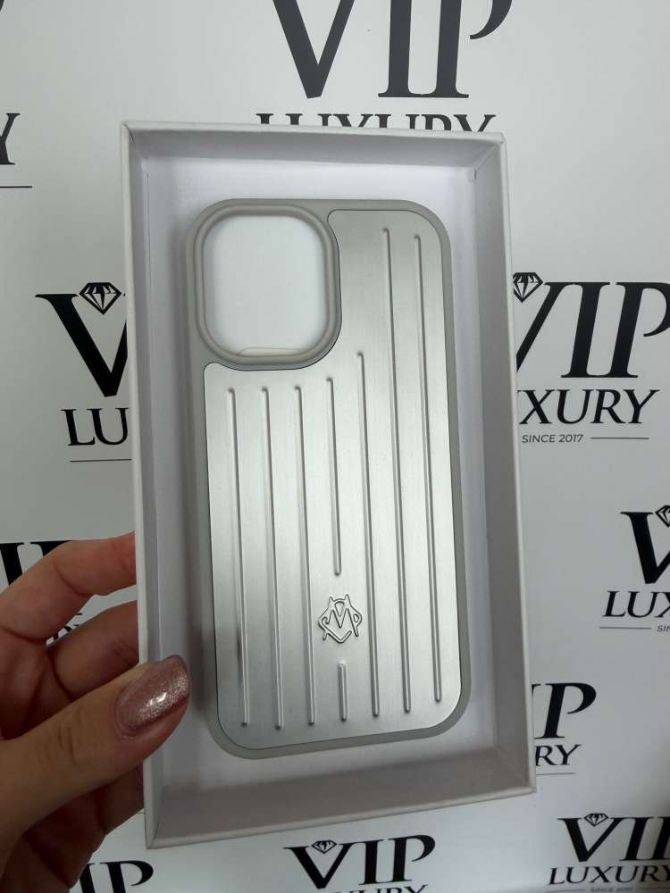 Rimowa obal na iPhone 16 pro
