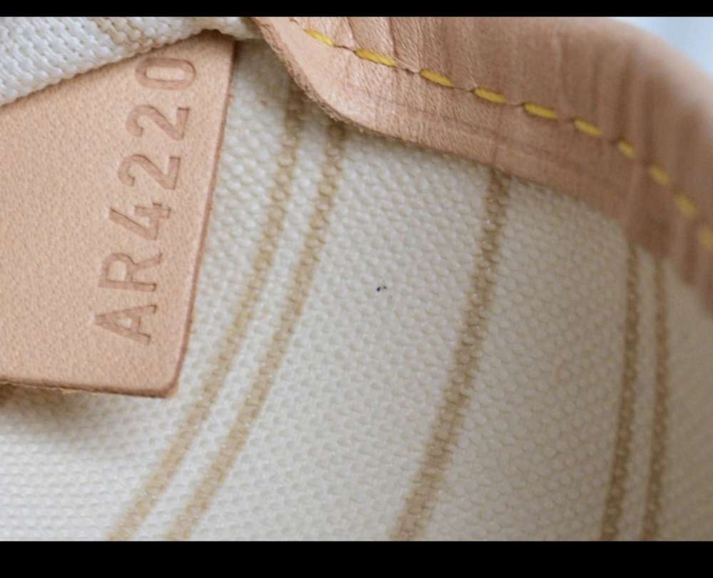 Louis Vuitton Neverfull Mm