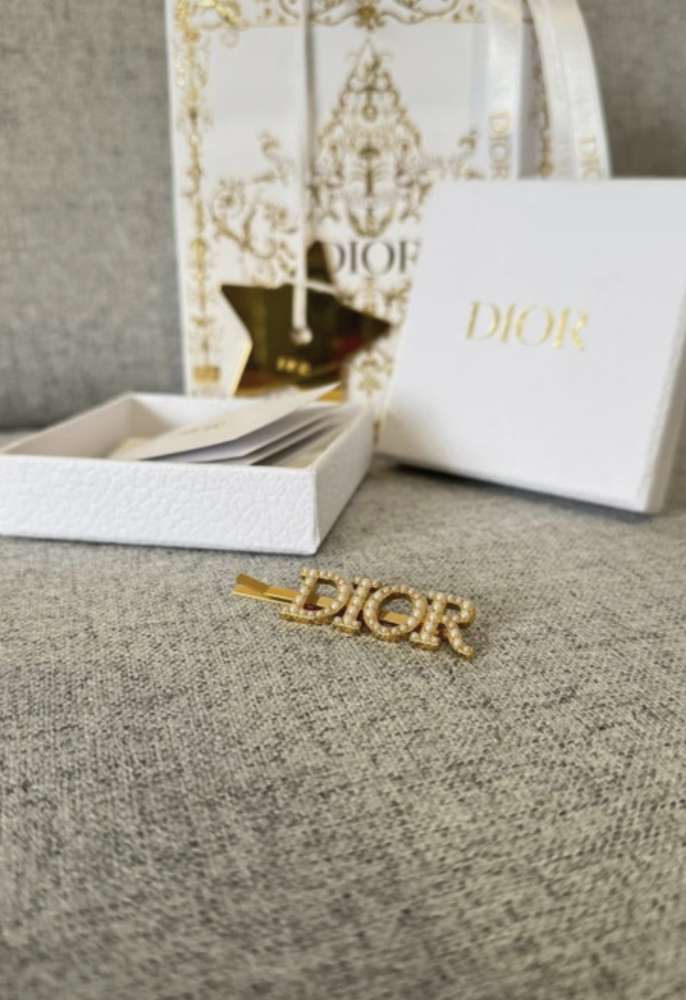 Dior sponka