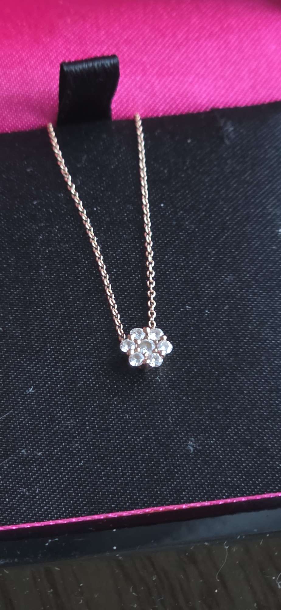 ALO diamantový náhrdelník s ružovým zlatom