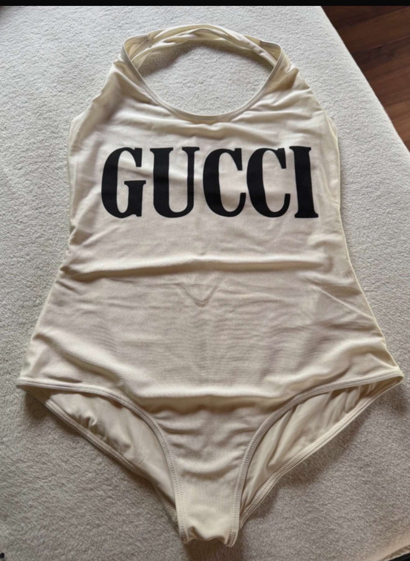 Gucci plavky alebo body