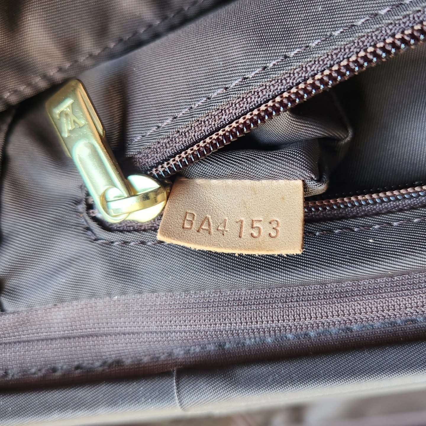 Louis Vuitton Zephyr 55