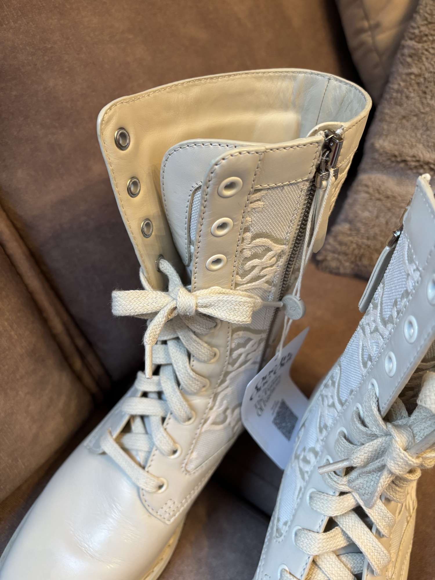 Fendi Calligraphy damske cizmy