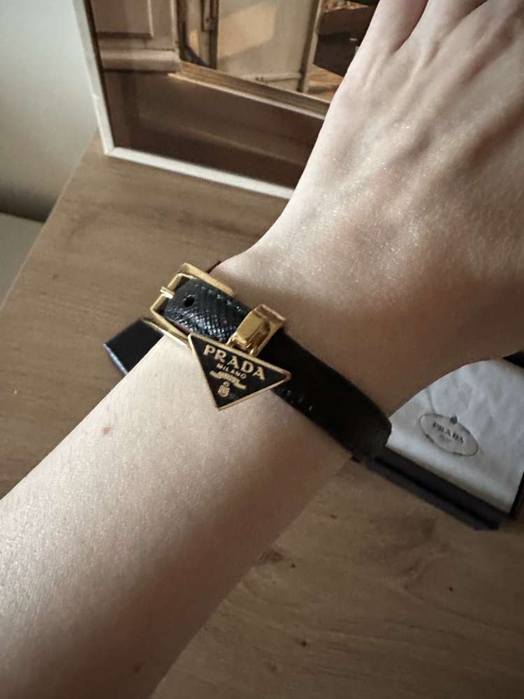 Náramok Prada zo saffiano kože