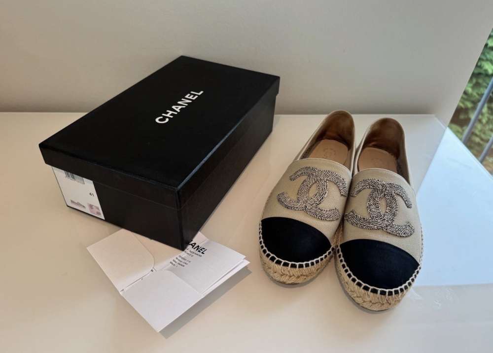 Chanel espadrille