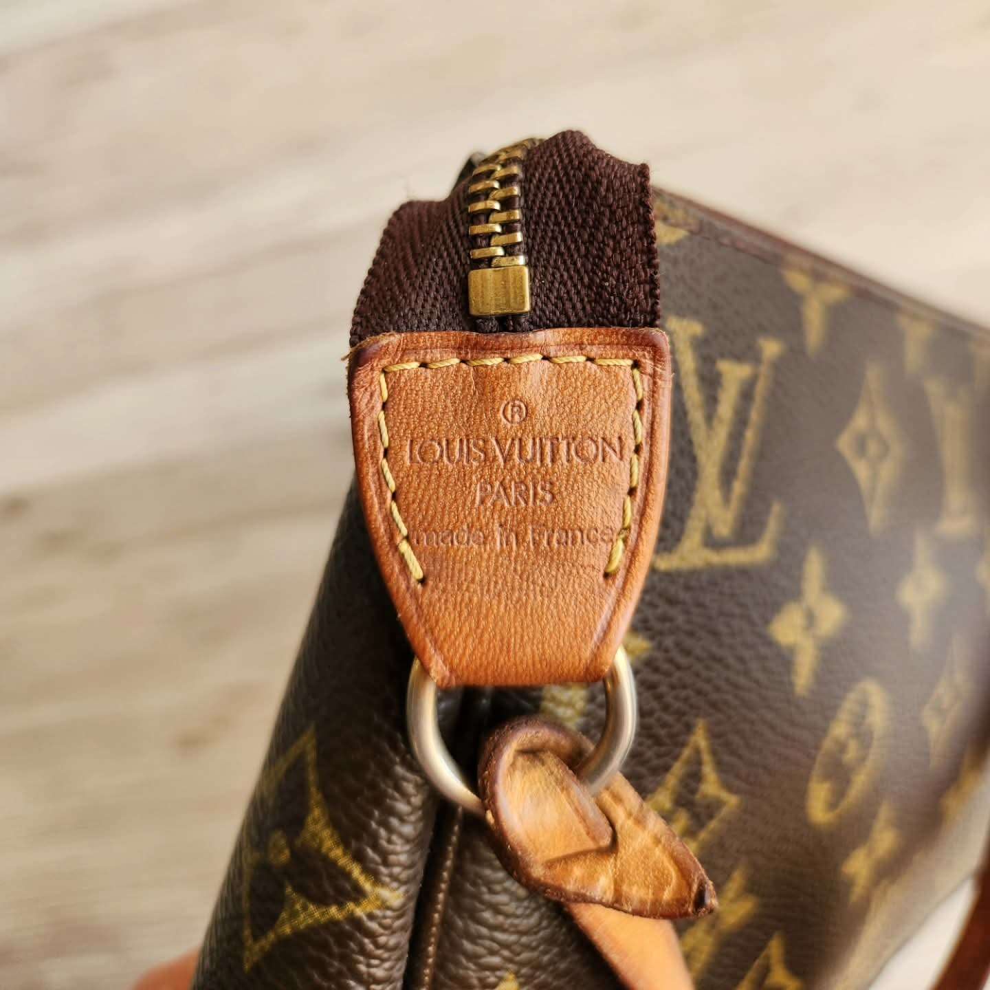 Louis Vuitton Pochette Accessoires