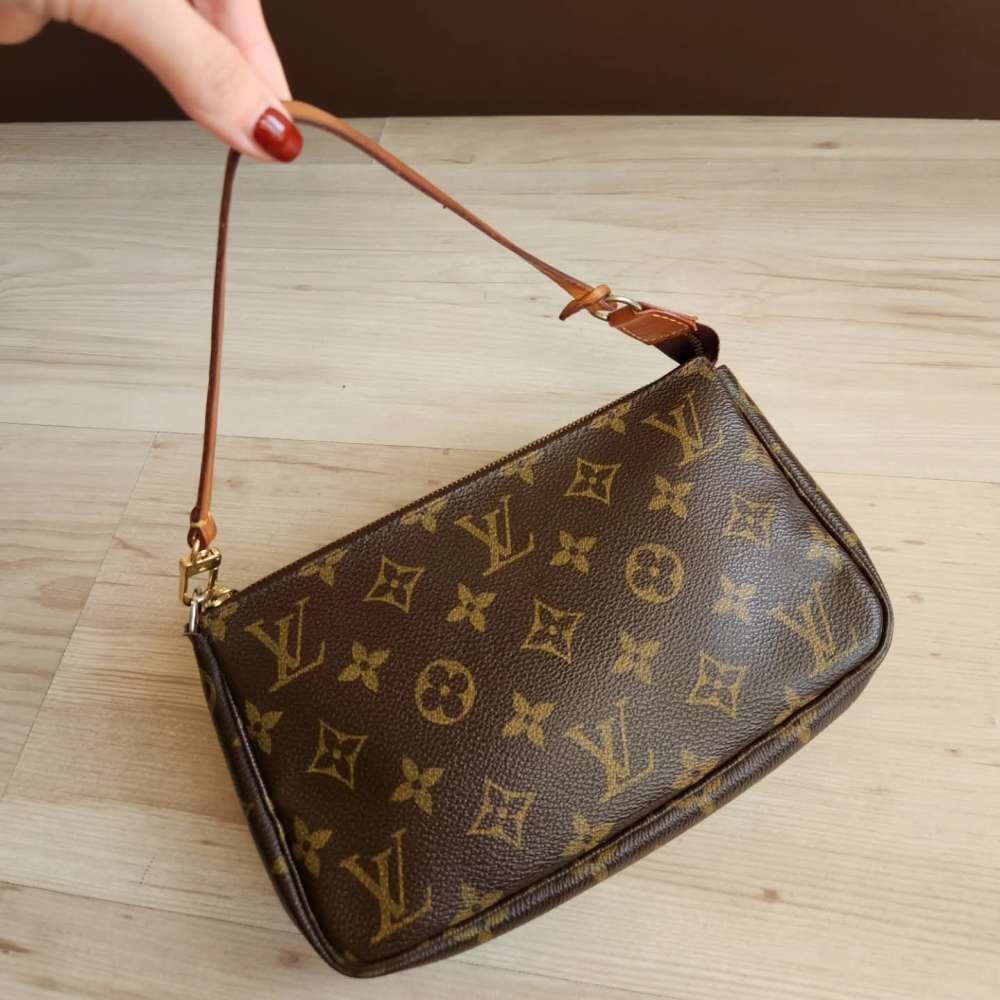 Louis Vuitton Pochette Accessoires
