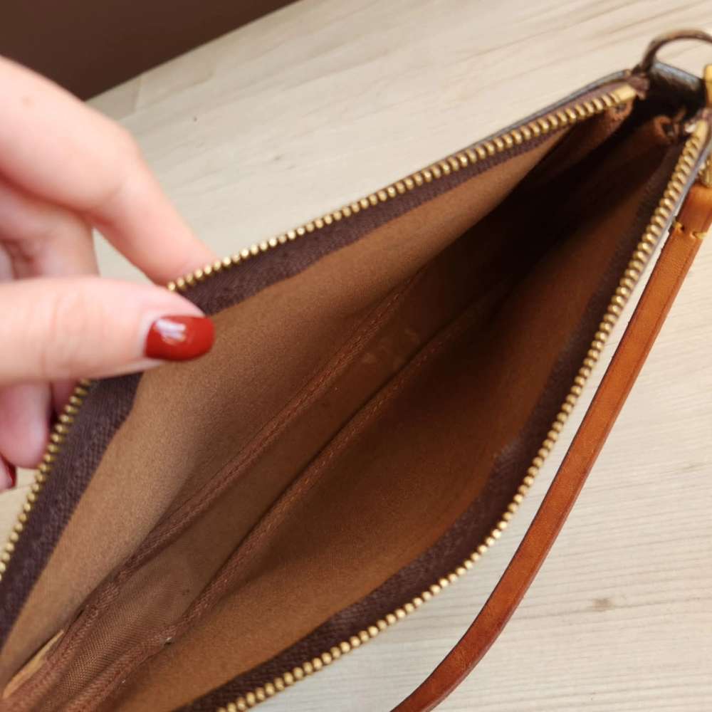 Louis Vuitton Pochette Accessoires