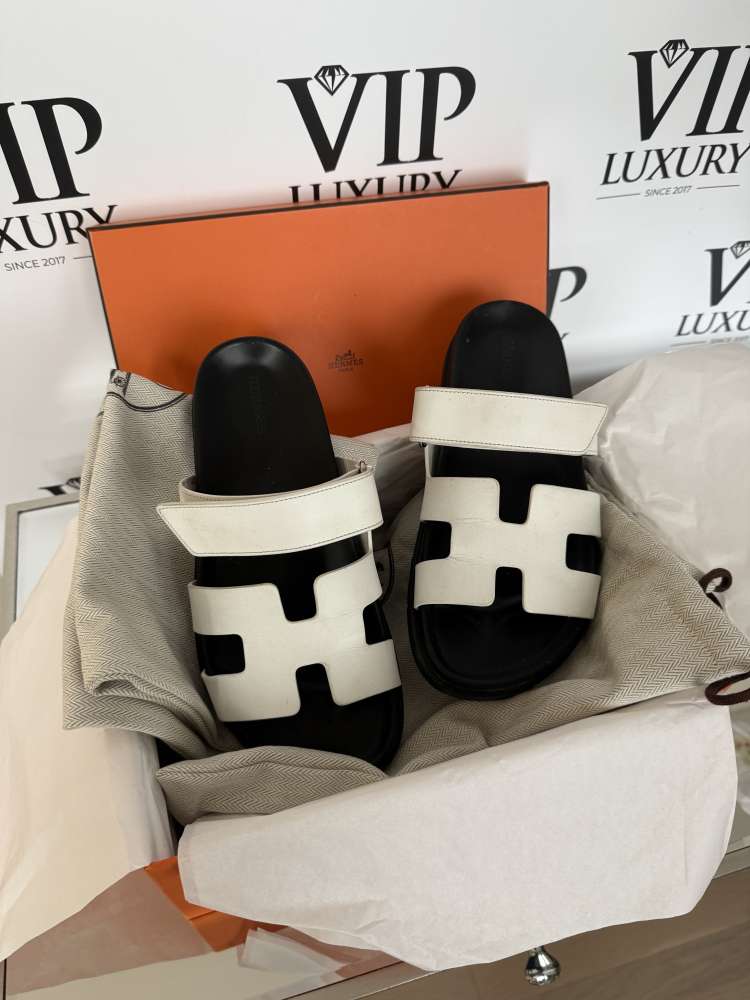 Hermes Chypre slapky