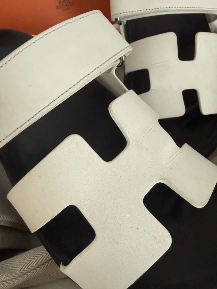 Hermes Chypre slapky