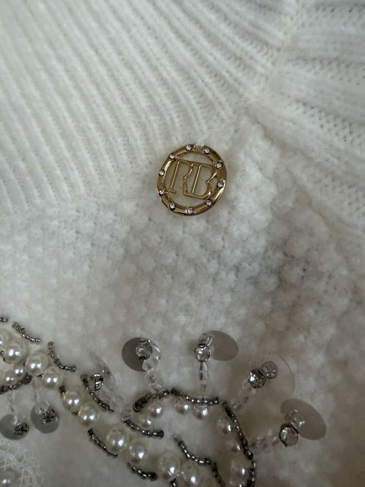 Roberta Boagi sveter