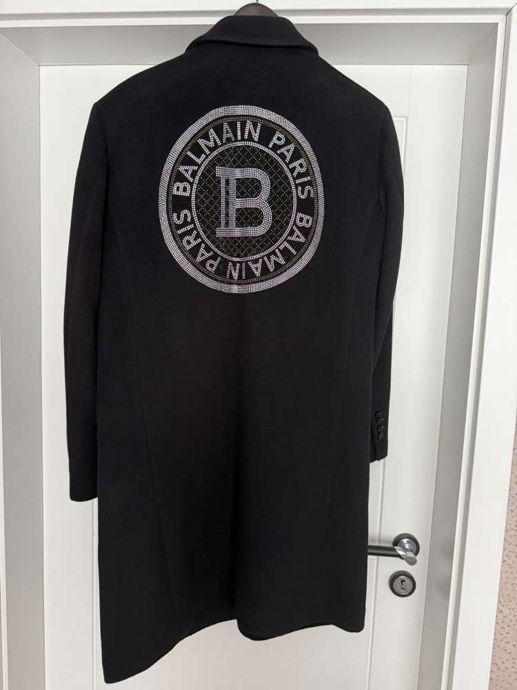Balmain kabát