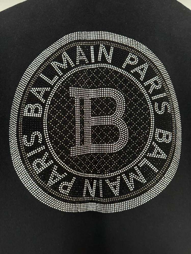 Balmain kabát