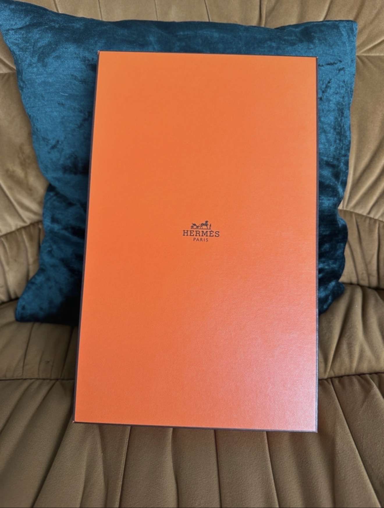 Hermes Farandole nahrdelnik