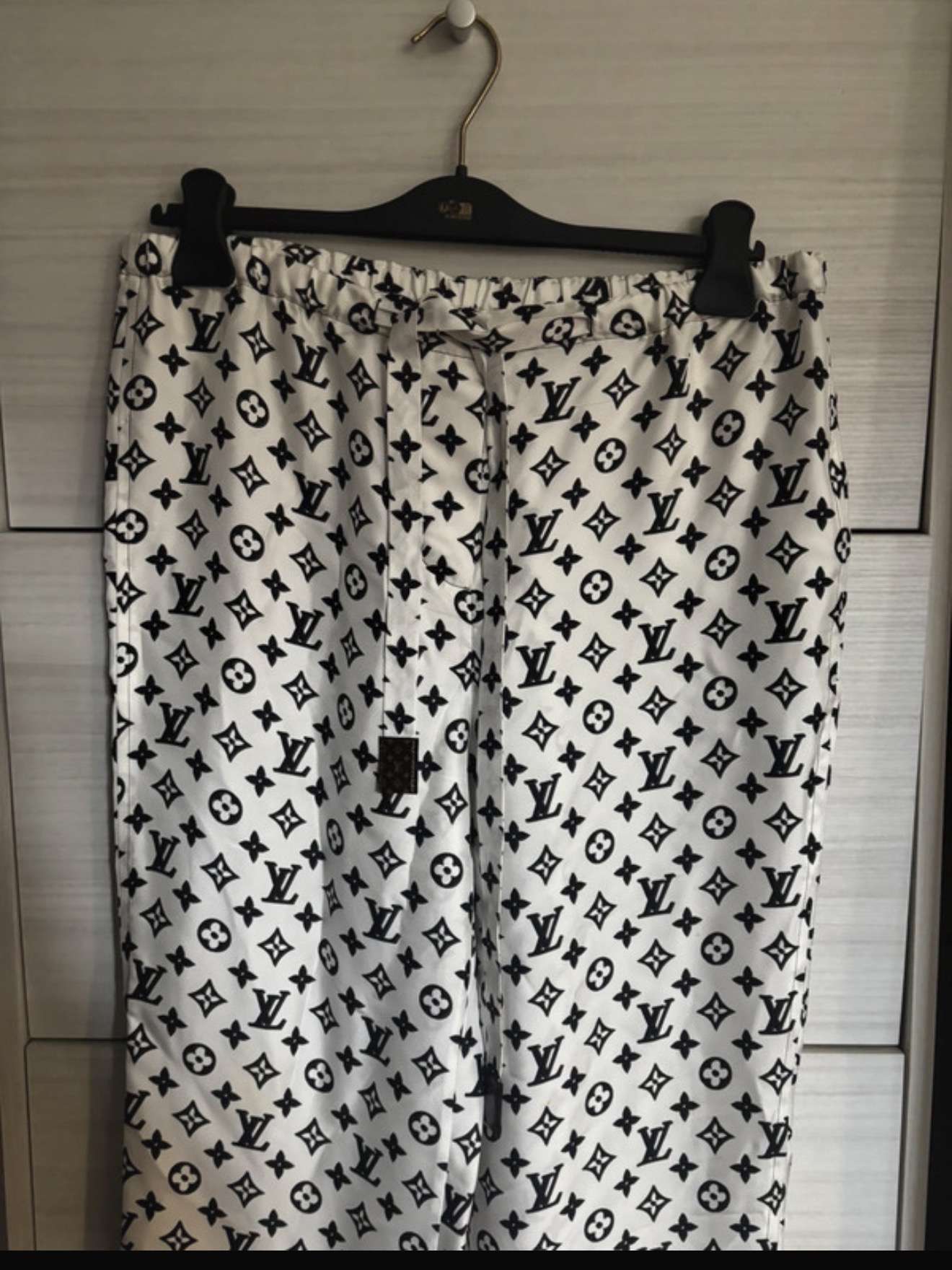 Louis Vuitton pyžamove nohavice