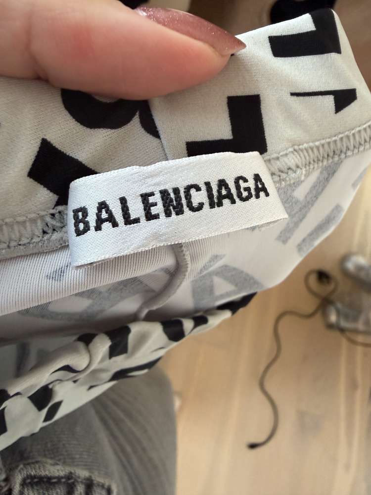 Balenciaga legíny