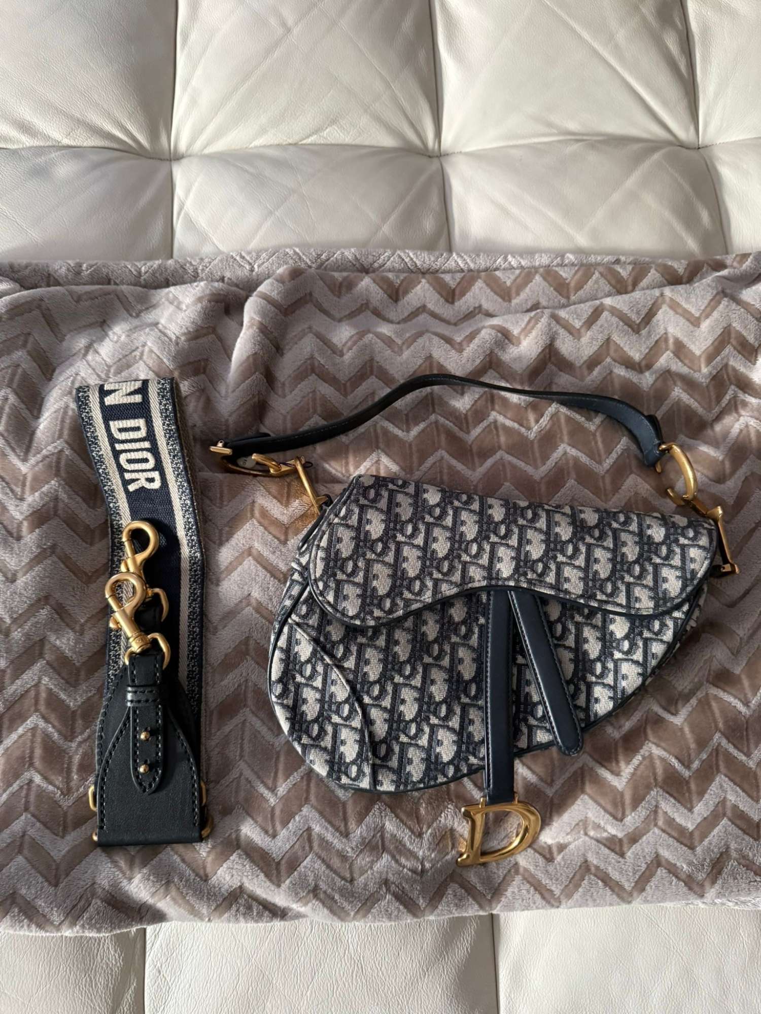 Dior saddle bag