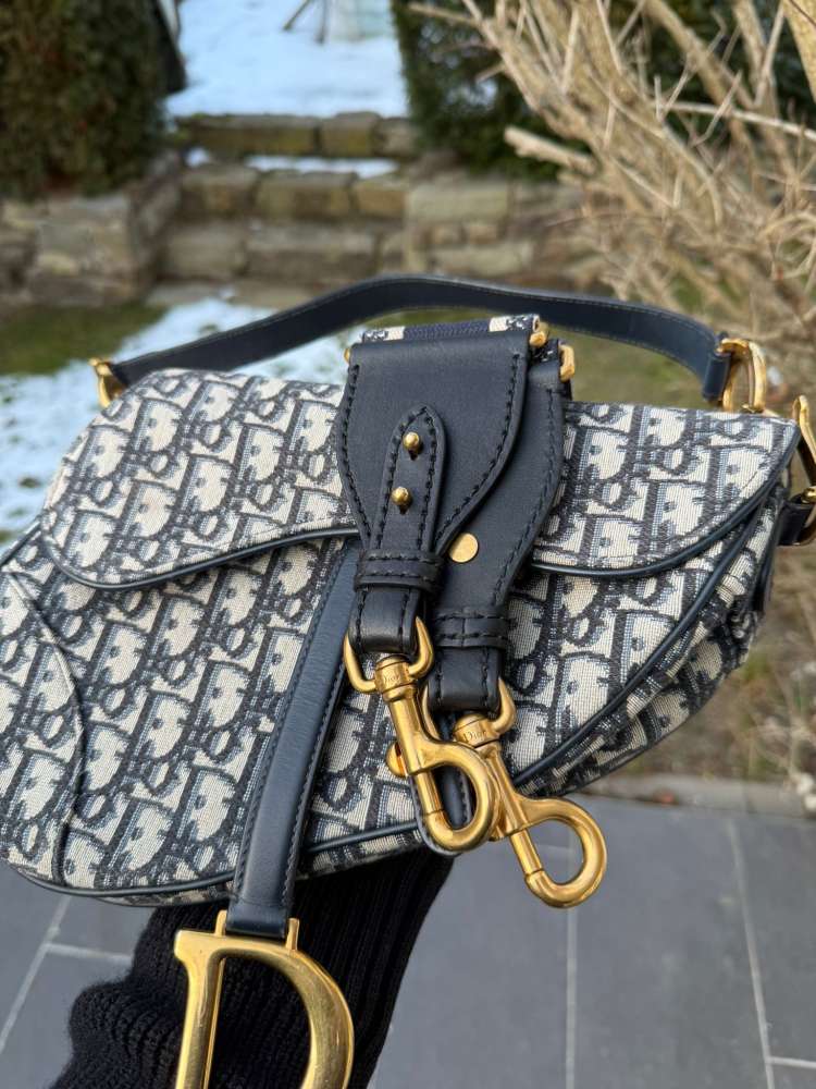 Dior saddle bag