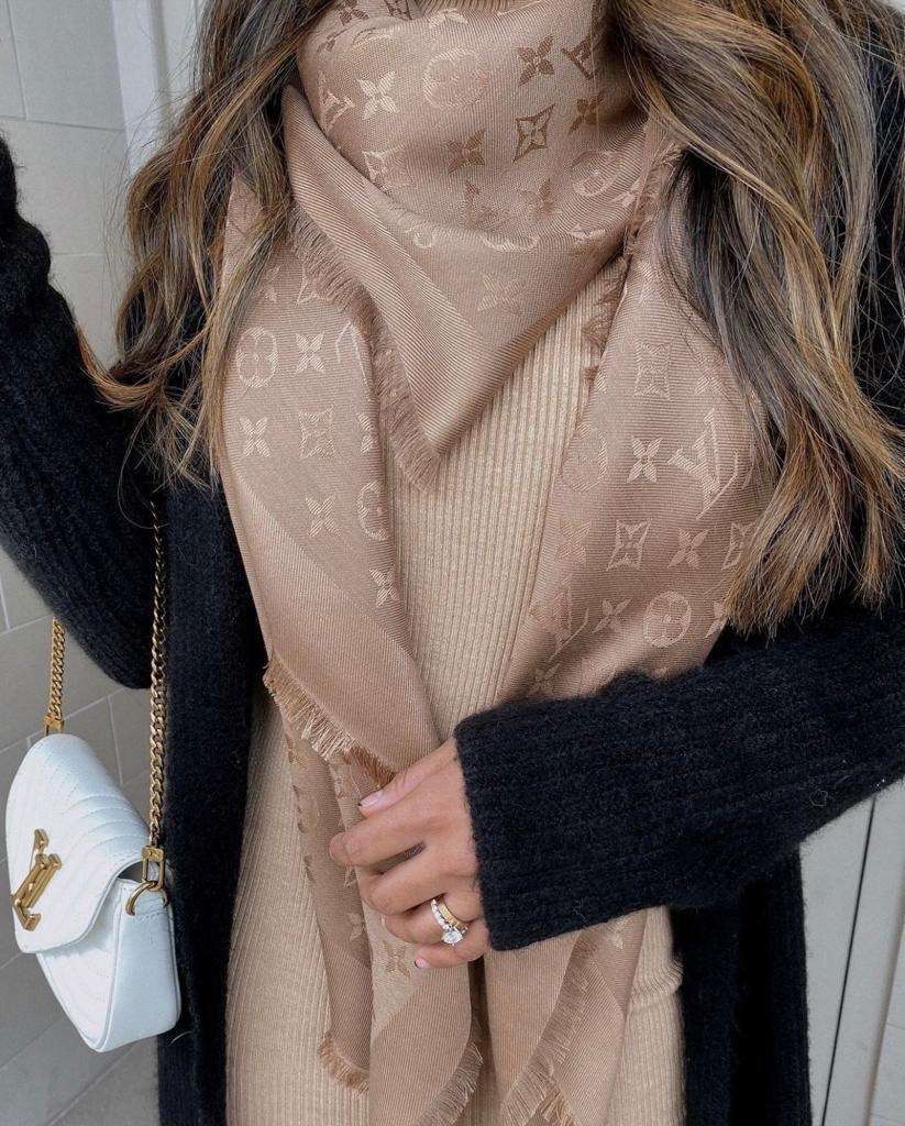LOUIS VUITTON SHAWL