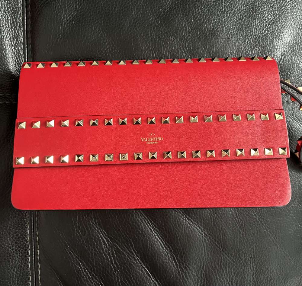 Valentino clutch