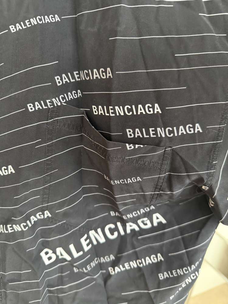 Balenciaga košela
