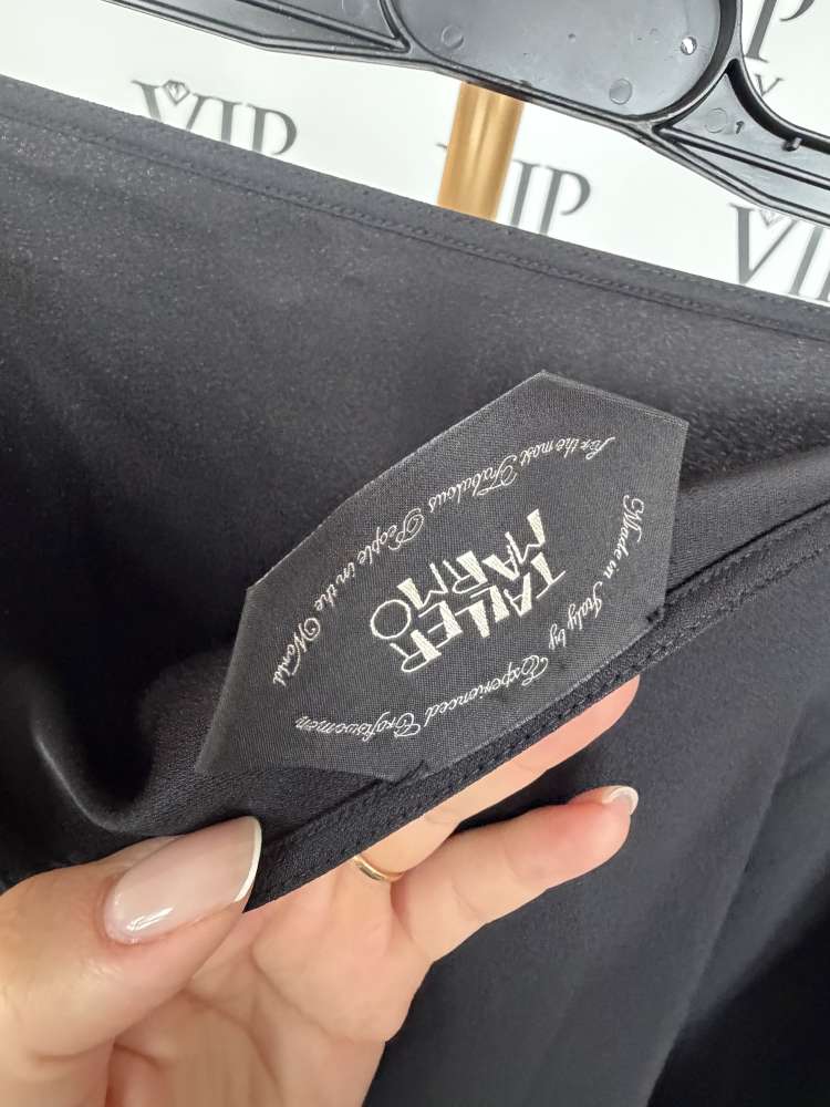 Takler Marmo šaty čierne s perím