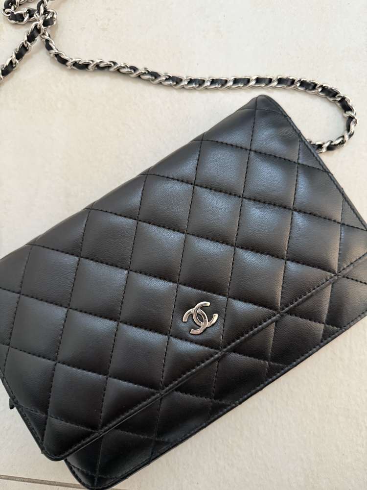 Chanel WOC