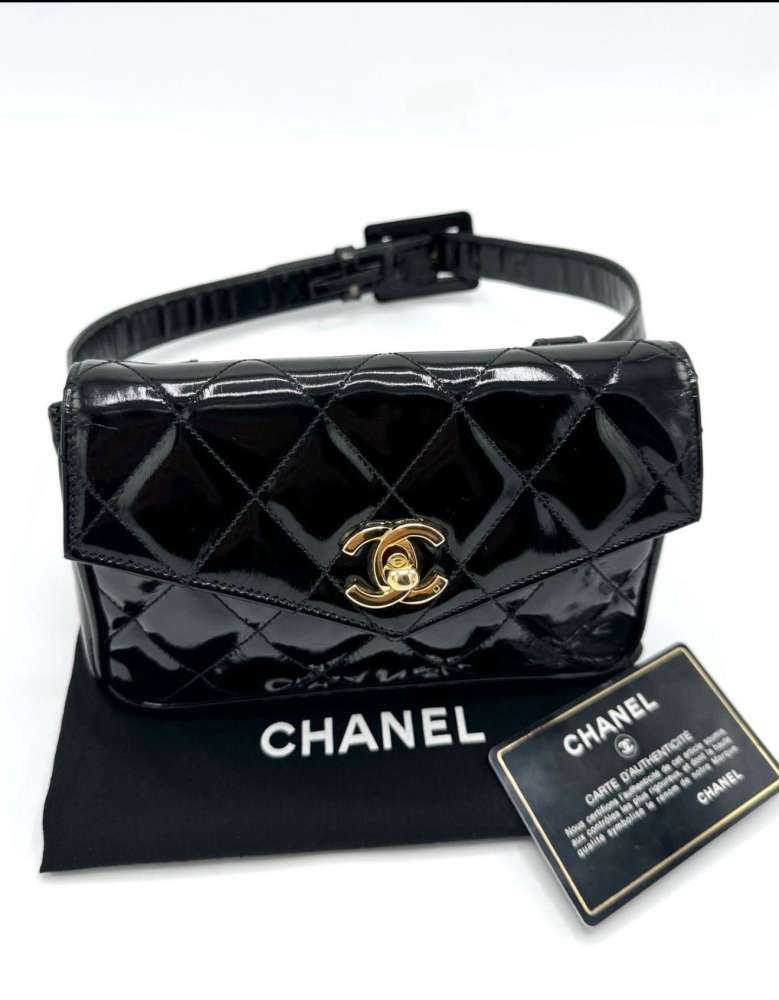 Chanel vintage beltbag