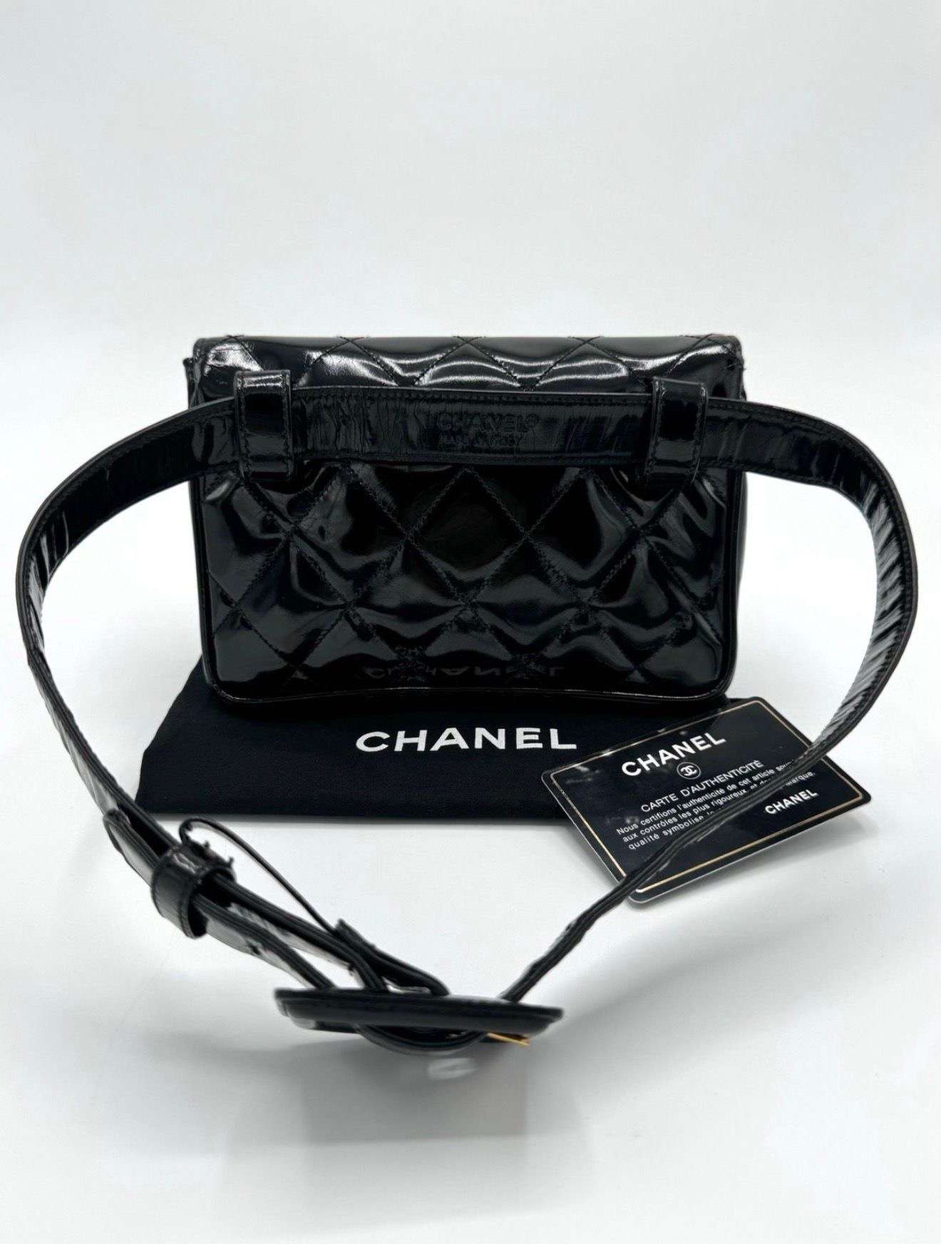 Chanel vintage beltbag