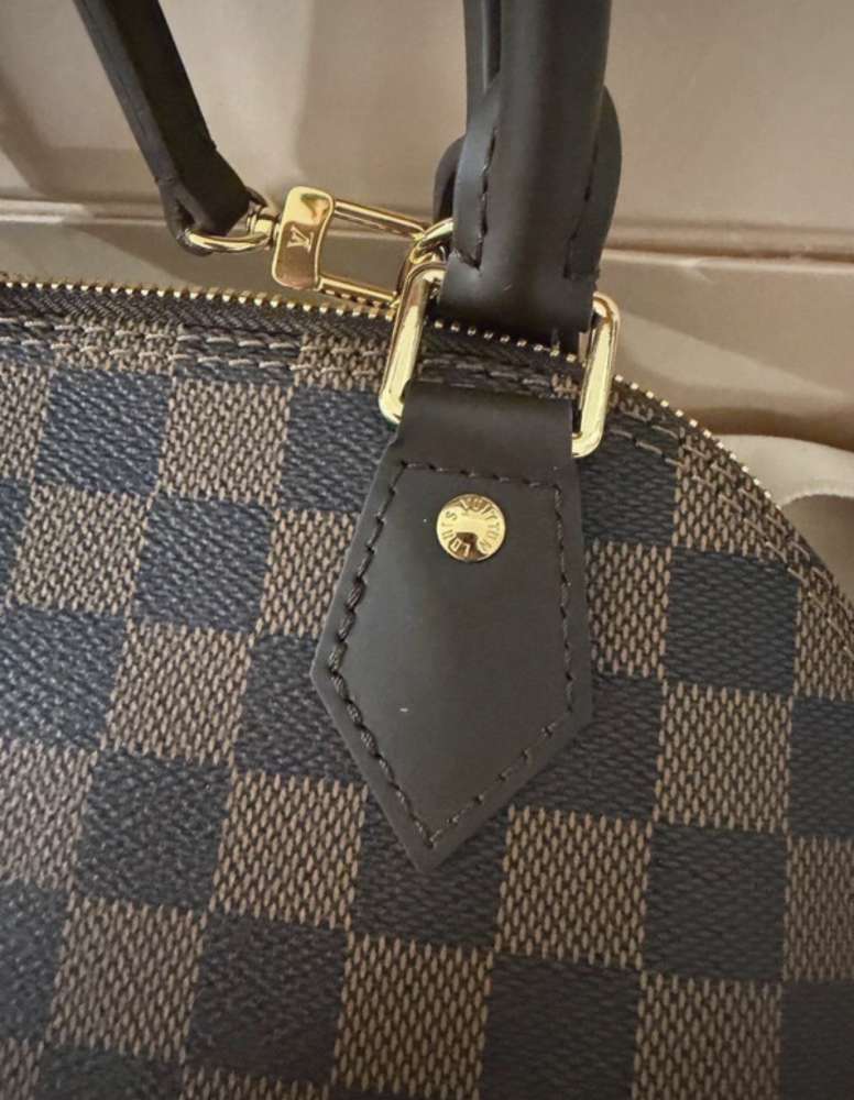 Louis Vuitton Alma BB