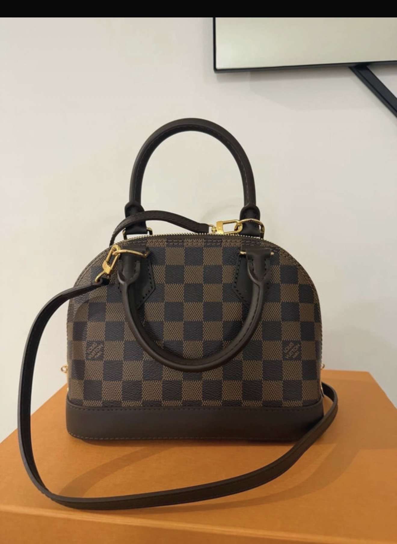 Louis Vuitton Alma BB