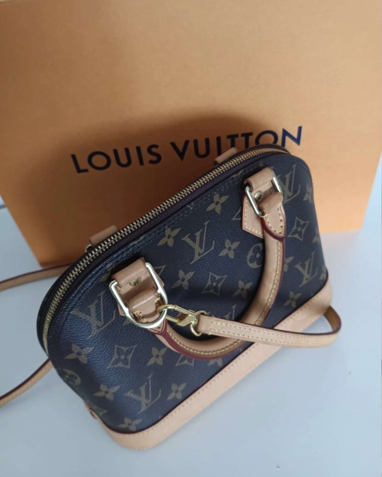 Louis Vuitton Alma BB
