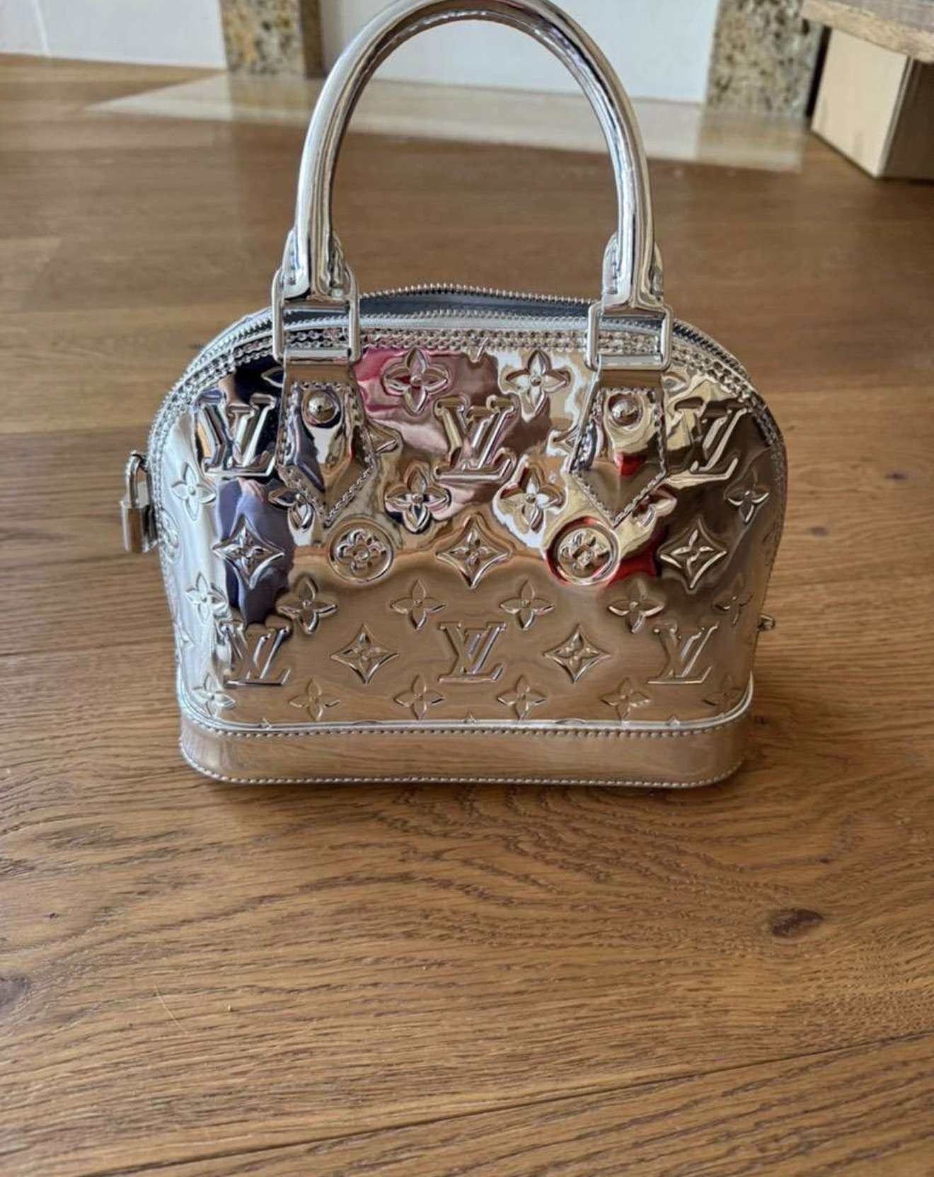 Louis Vuitton Alma BB