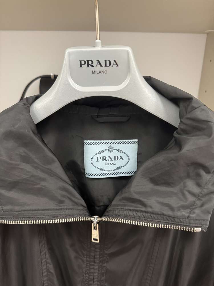 Prada bunda