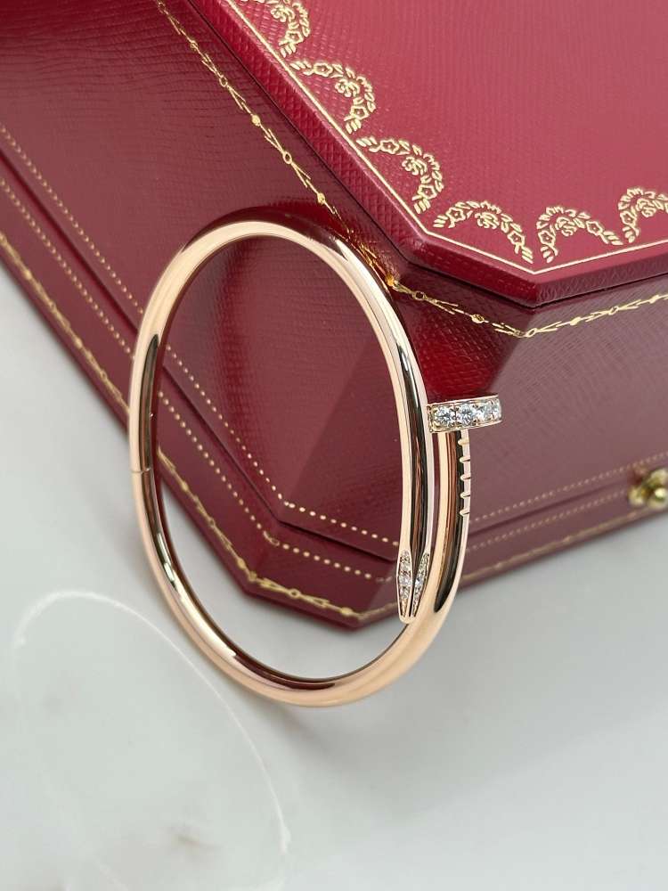 Cartier juste un clou náramok