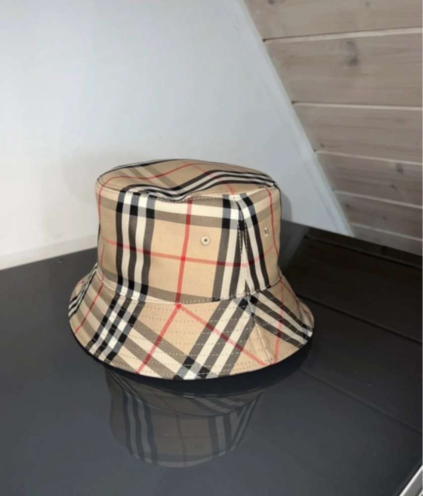 Burberry klobúk