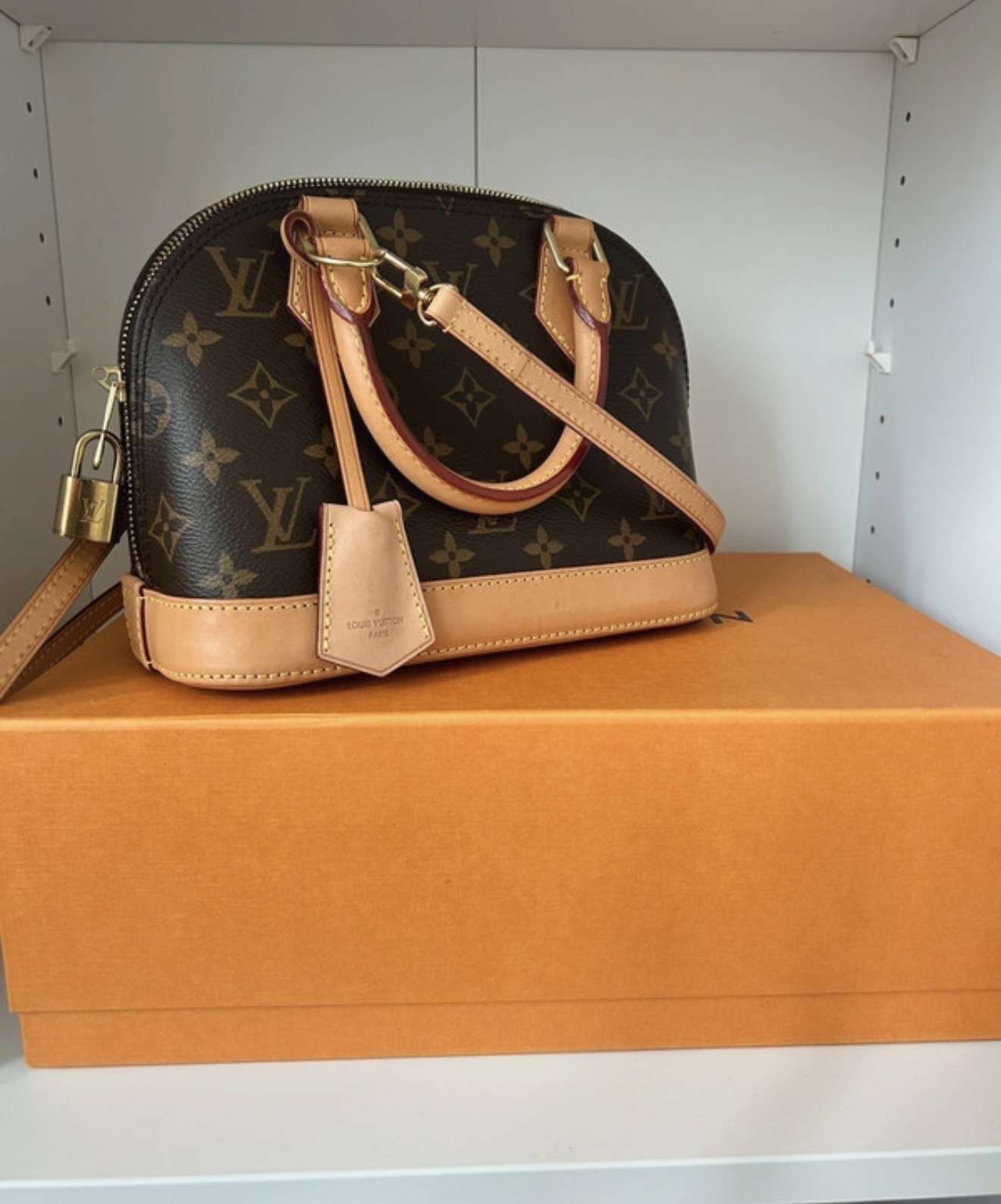 Louis Vuitton Alma BB