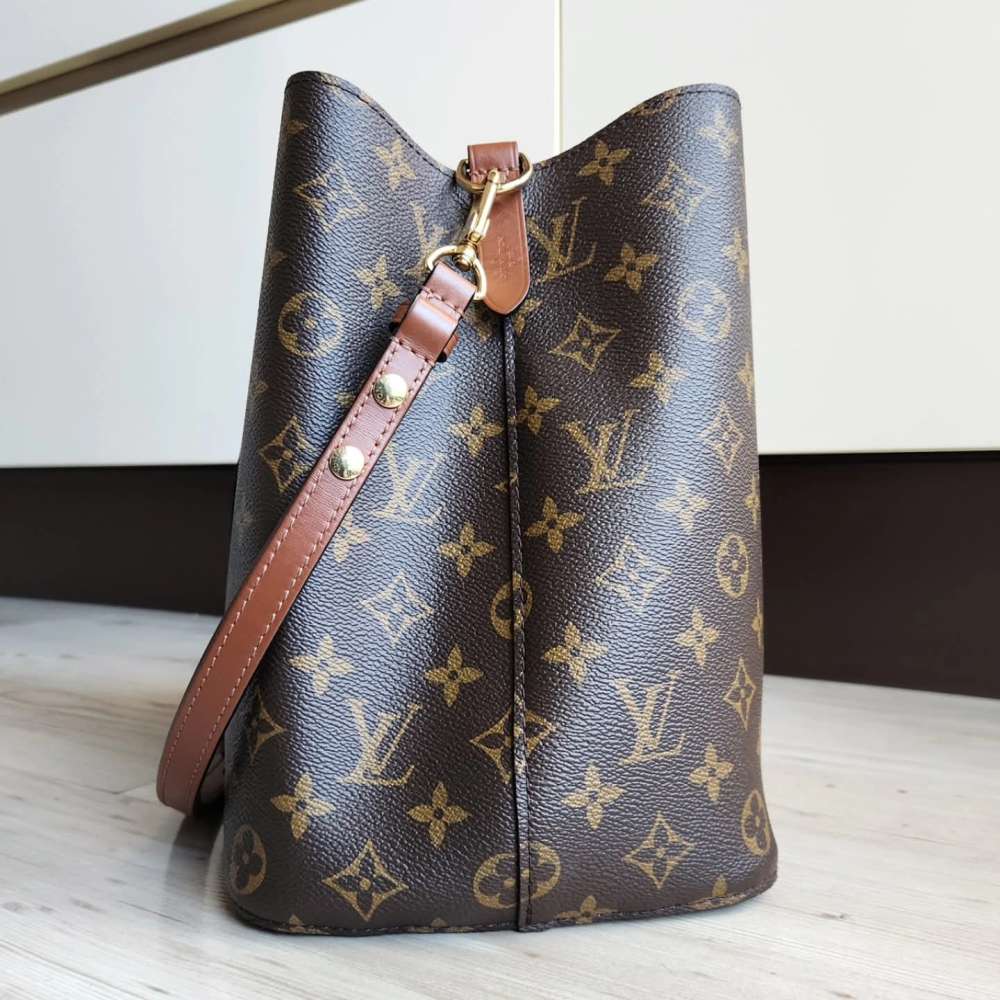 Louis Vuitton NeoNoe MM
