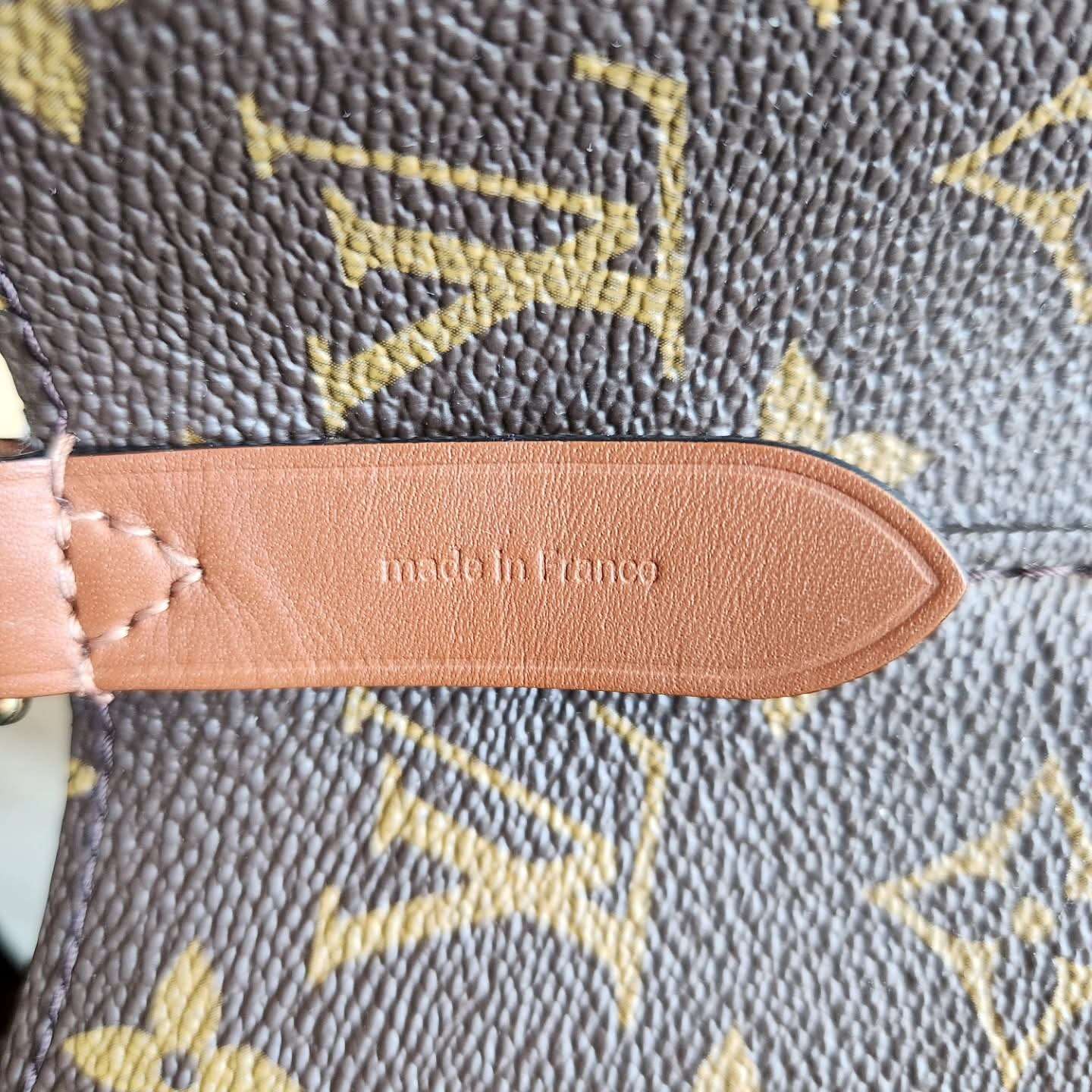Louis Vuitton NeoNoe MM