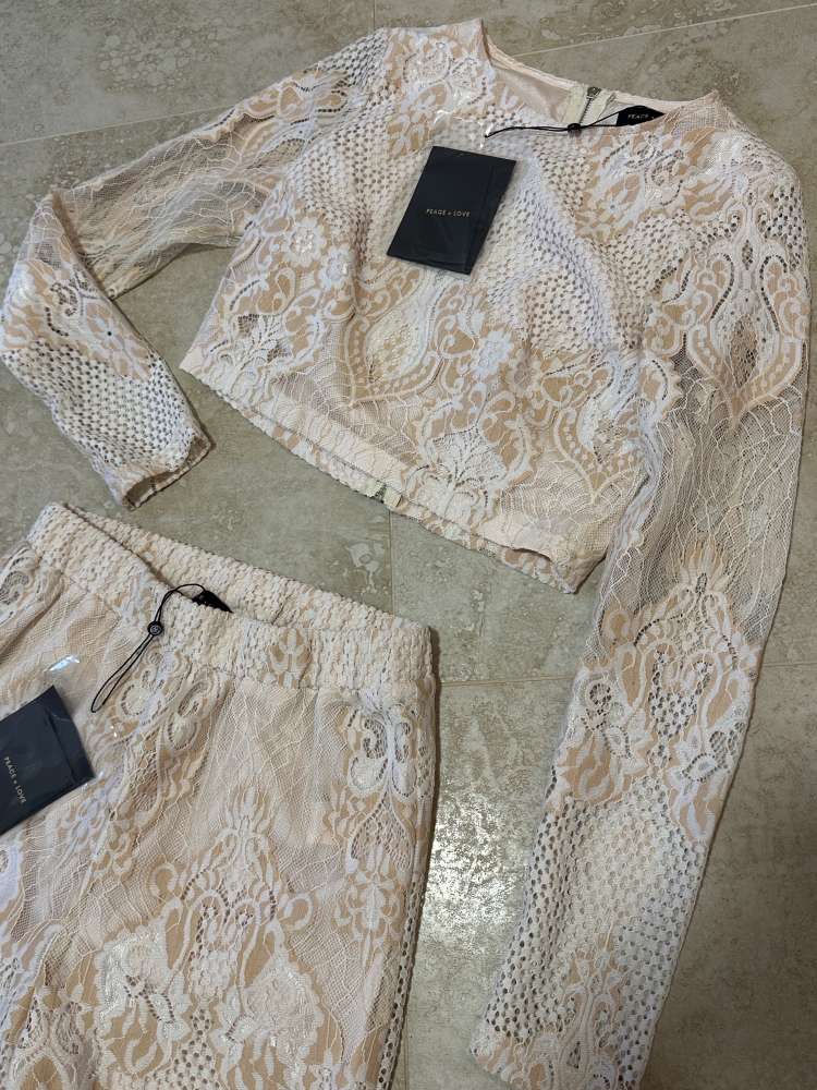 Luxusny cipkovany set Peace +love