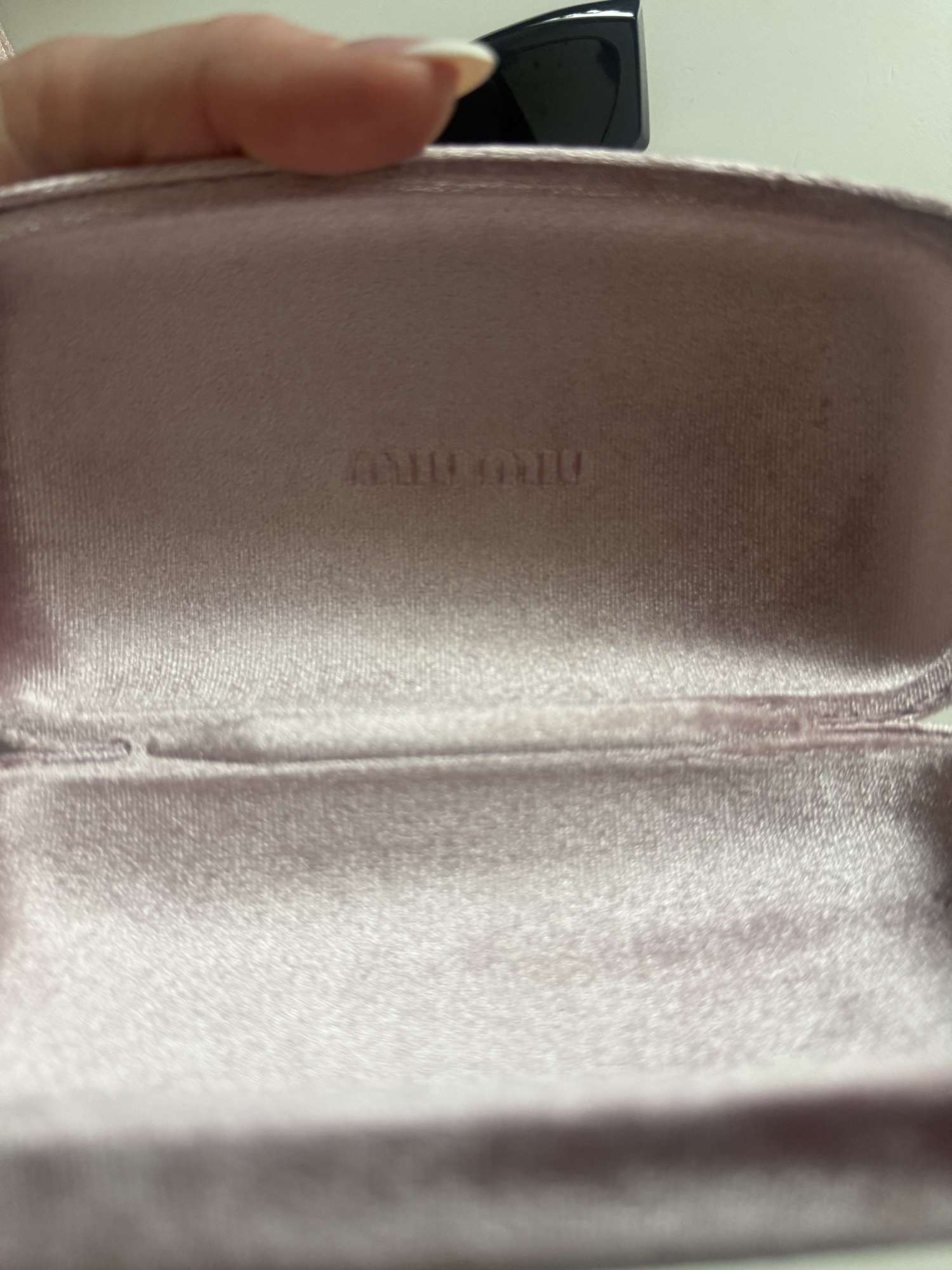 Miu miu slnečné okuliare