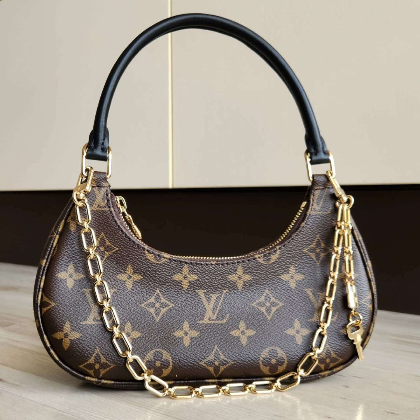 Louis Vuitton Catchy PM