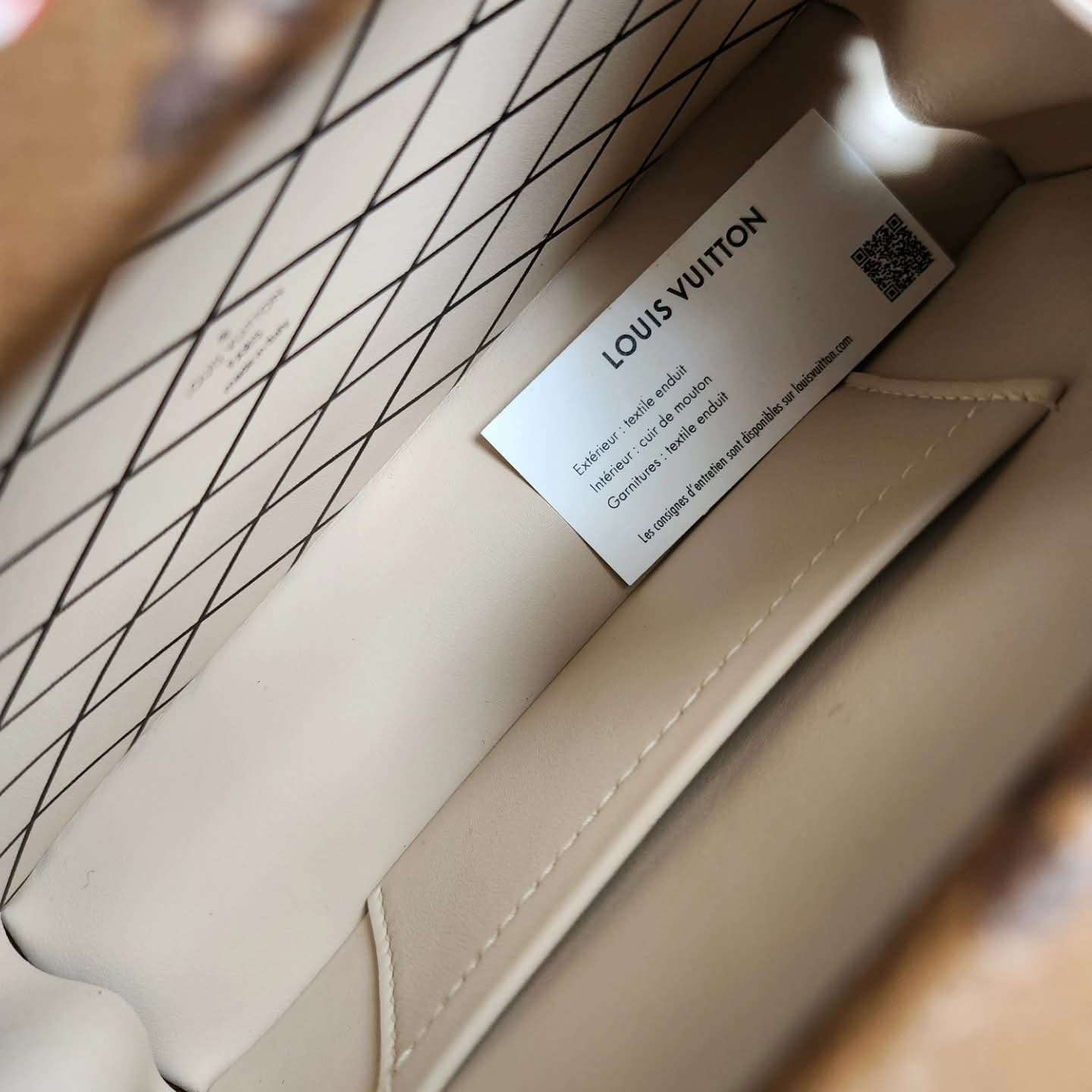 Louis Vuitton Petit Malle